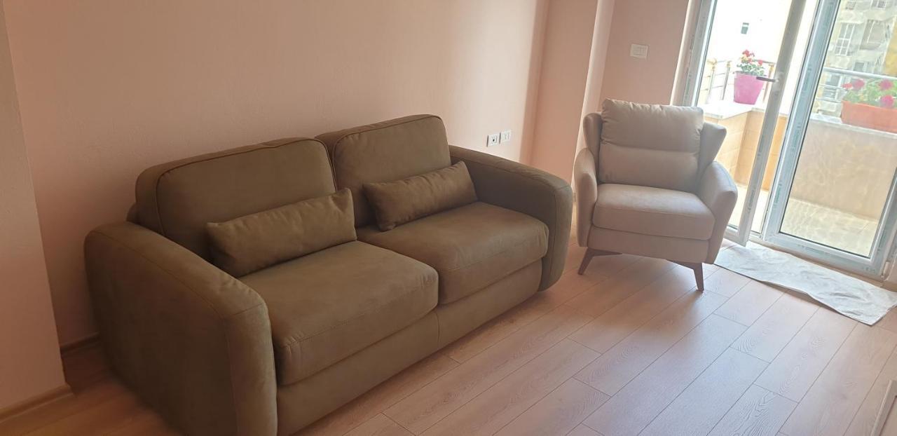 Beach View Apartment, Golem Драч Екстериор снимка